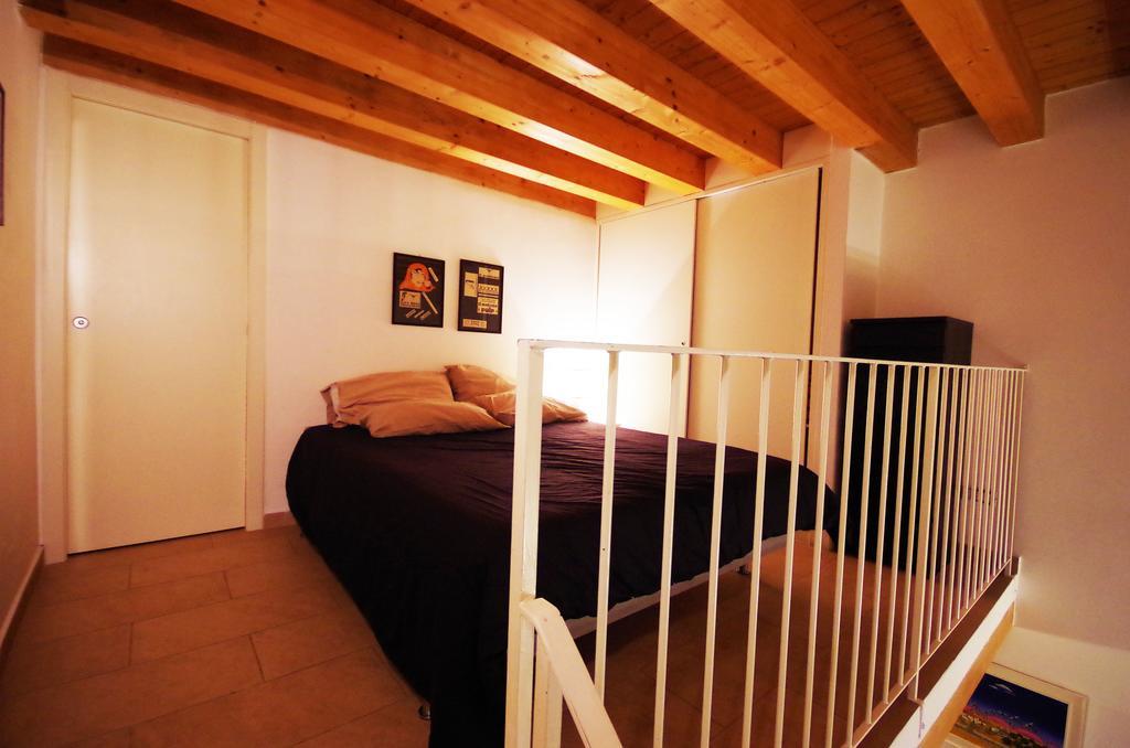 Apartmán Piazzetta Santa Barbara Bari Pokoj fotografie