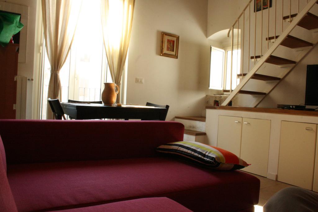 Apartmán Piazzetta Santa Barbara Bari Pokoj fotografie